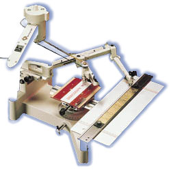 パンタグラフ彫刻機